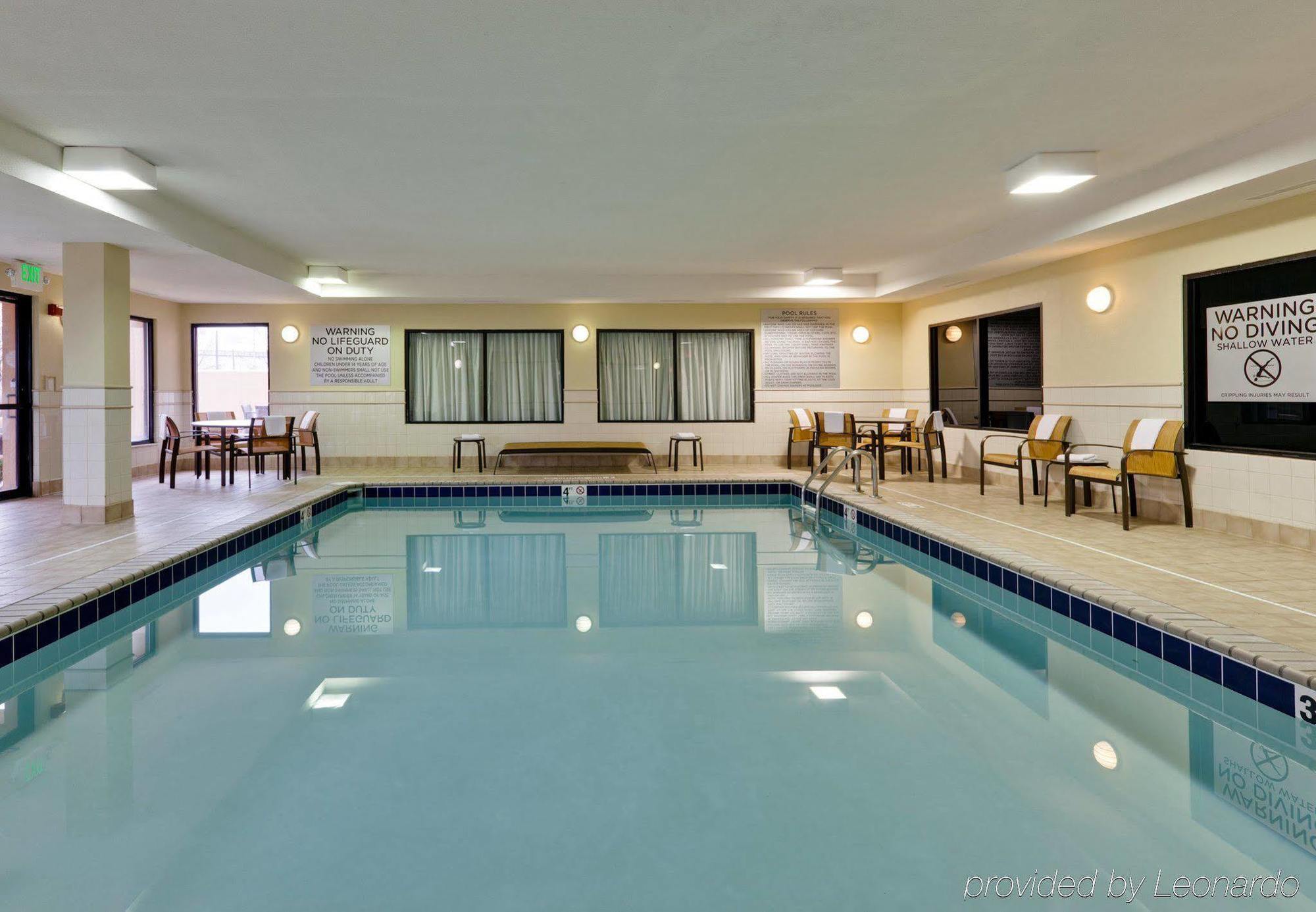 Courtyard Chicago Southeast/Hammond, Indiana Hotel Buitenkant foto